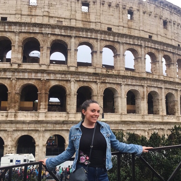 Meet your Seller - Picture 6 of 6